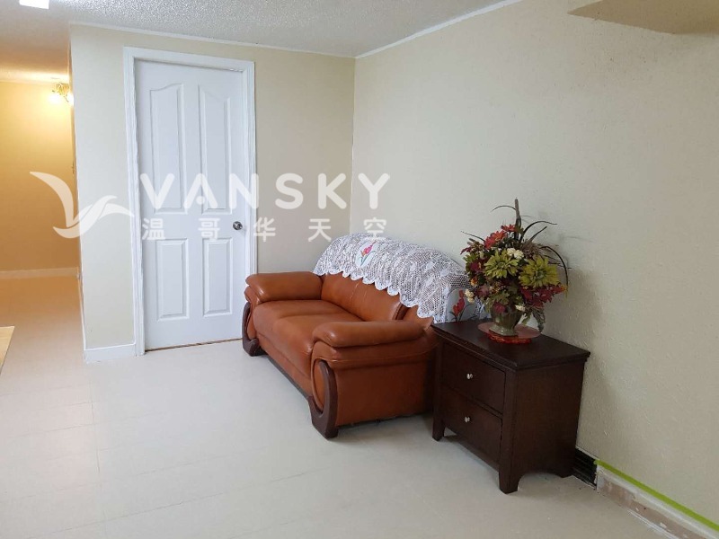 260106145556_2120 东房间照片2.jpg